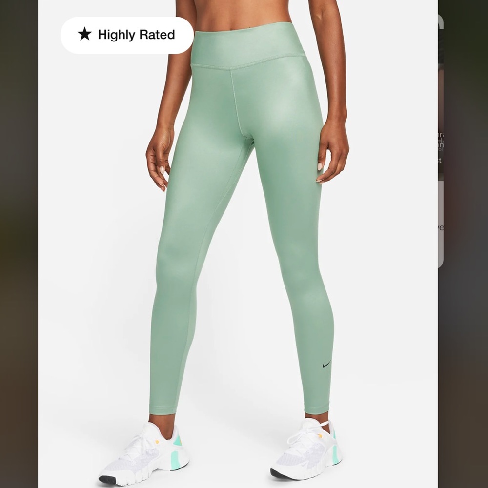 ** SOLD via Offer 🆙NIKE Mid-Rise Shine Leggings